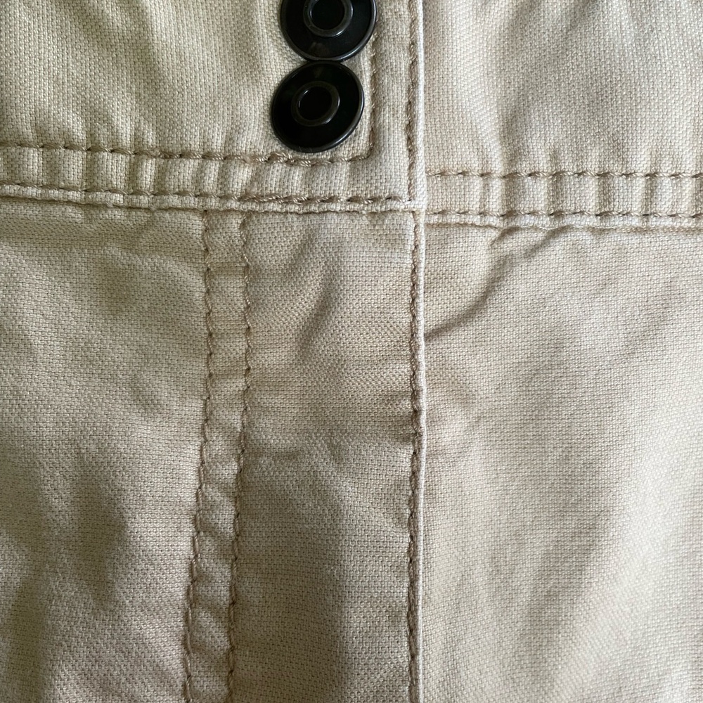 Ann Taylor LOFT Marisa Fit Khaki Capri Pants – Size 12 MINT CONDITION - Picture 10 of 11